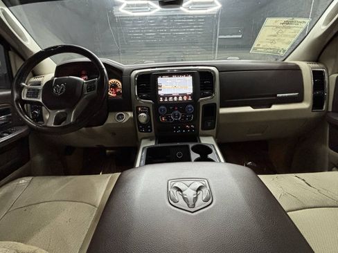 Used 2014 RAM 1500 Laramie w/ Convenience Group AWD/4WD image 22