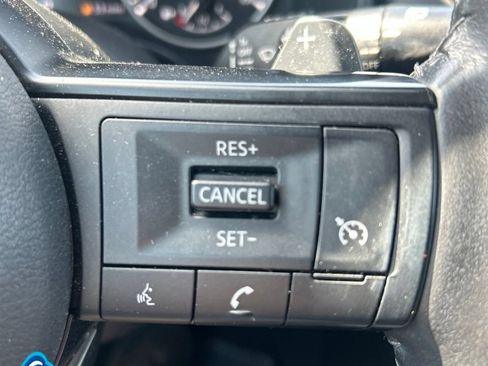 Used 2022 Nissan Rogue S FWD image 20