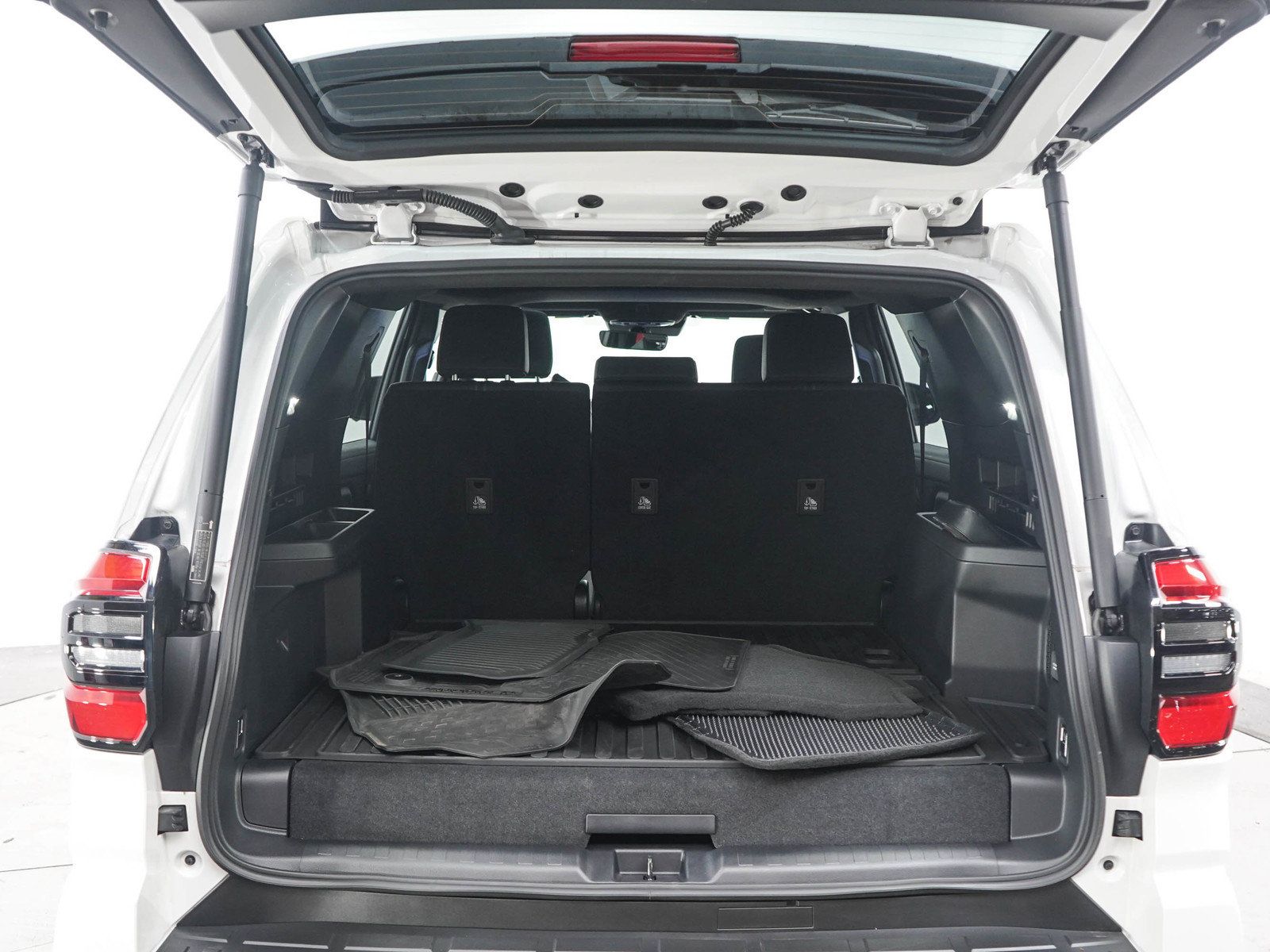 Used 2026 Toyota 4Runner Limited AWD/4WD image 16