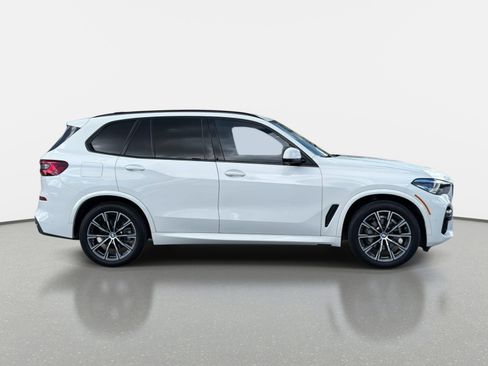 Used 2023 BMW X5 sDrive40i w/ M Sport Package RWD image 2