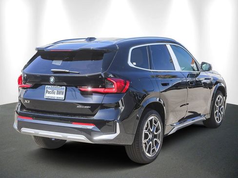 New 2026 BMW X1 xDrive28i w/ Technology Package AWD/4WD image 6