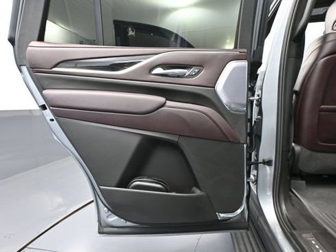 Used 2024 Cadillac Escalade V w/ LPO, ONYX Package AWD/4WD image 45