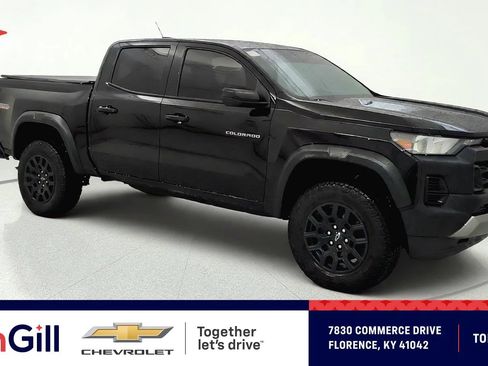 Used 2023 Chevrolet Colorado Trail Boss w/ Advanced Trailering Package AWD/4WD image 1