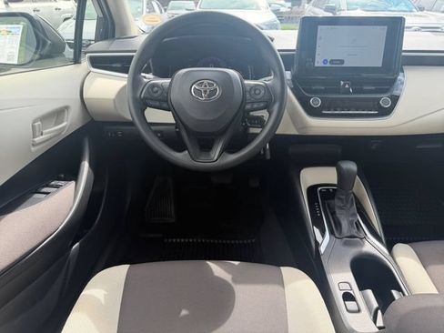 Used 2026 Toyota Corolla LE AWD/4WD image 32