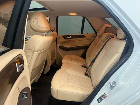 Used 2016 Mercedes-Benz GLE 350 GLE 350 4MATIC Sport Utility 4 w/ Premium Package image 17