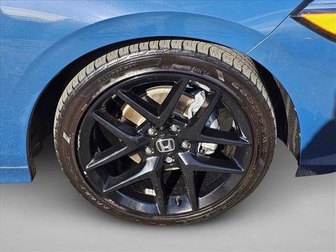 Used 2025 Honda Civic Sport image 9
