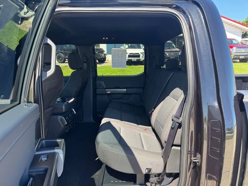 Used 2022 Ford F150 XLT w/ Equipment Group 302A High AWD/4WD image 11