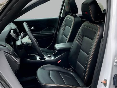 Used 2023 GMC Terrain AT4 w/ Infotainment Package II AWD/4WD image 9