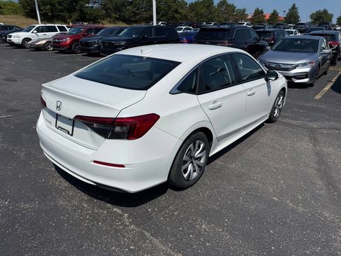 Used 2023 Honda Civic LX image 3