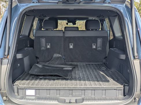 Used 2024 Toyota Land Cruiser image 25