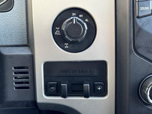 Used 2014 Ford F150 XLT w/ Equipment Group 302A Luxury AWD/4WD image 19