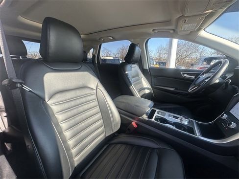 Certified 2022 Ford Edge SEL w/ Convenience Package image 35