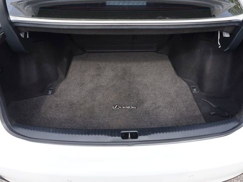 Used 2019 Lexus IS 300 F Sport image 22