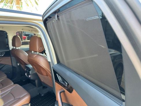 Used 2017 Audi Q7 3.0T Prestige image 36