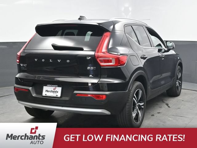 Used 2024 Volvo XC40 B5 Core AWD/4WD image 7