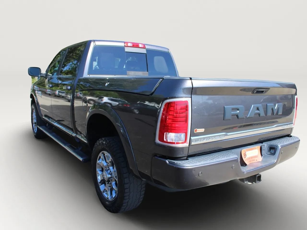 Used 2017 RAM 2500 Limited AWD/4WD image 6