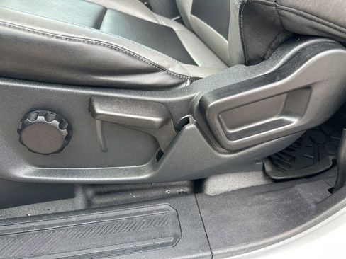 Used 2022 Ford Bronco Black Diamond image 16