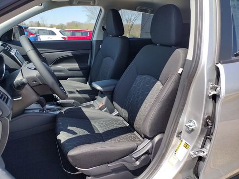 New 2026 Mitsubishi Outlander Sport LE AWD/4WD image 6