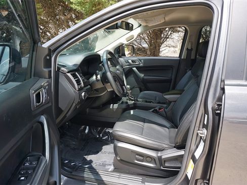 Used 2024 Nissan Pathfinder SL image 47