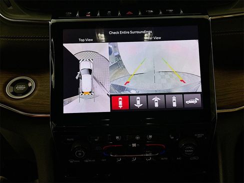 Used 2021 Jeep Grand Cherokee L Summit w/ Luxury Tech Group V image 14