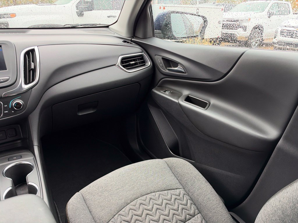Used 2023 Chevrolet Equinox LT FWD image 38