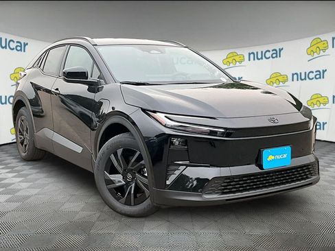 New 2026 Toyota C-HR AWD/4WD image 1