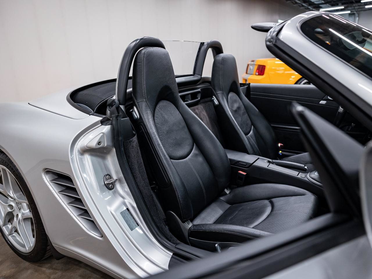Used 2009 Porsche Boxster S RWD image 12