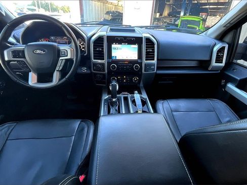 Used 2017 Ford F150 Lariat image 12