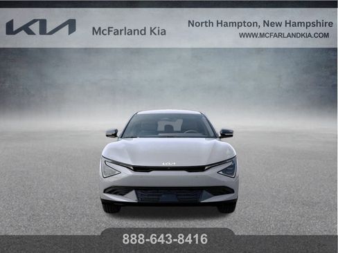 New 2025 Kia EV6 Wind image 3