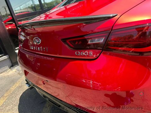 Used 2022 INFINITI Q60 Red Sport 400 AWD/4WD image 11