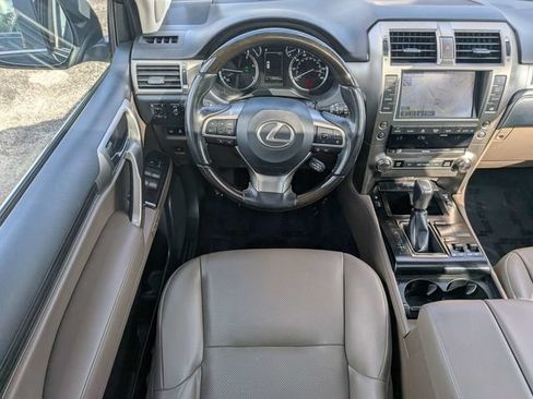 Used 2021 Lexus GX 460 Premium AWD/4WD image 17