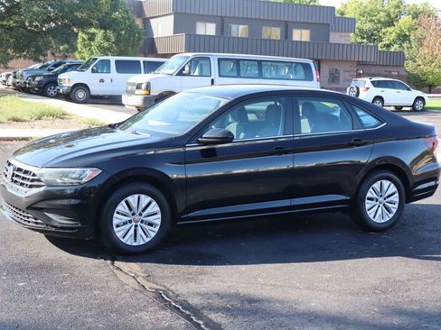 Used 2019 Volkswagen Jetta S image 10