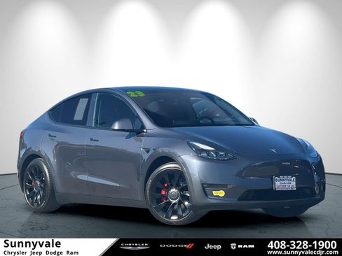 Used 2023 Tesla Model Y Performance image 1