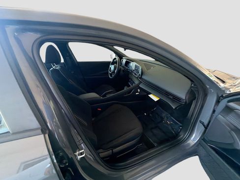 Certified 2026 Hyundai Elantra Sport FWD image 28
