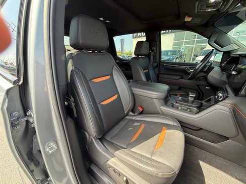 Used 2023 GMC Sierra 1500 AT4 w/ AT4 Premium Package AWD/4WD image 29