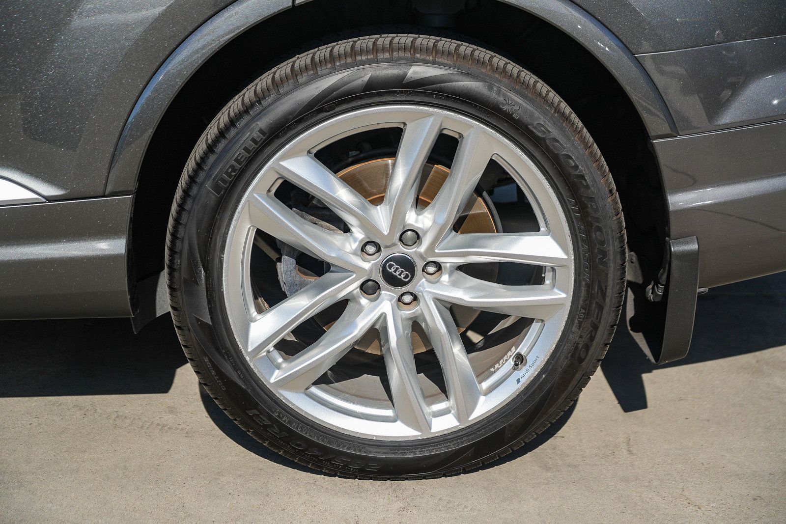 Used 2018 Audi Q7 3.0T Prestige AWD/4WD image 10