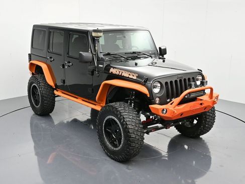 Used 2015 Jeep Wrangler Unlimited Sport w/ Connectivity Group image 33