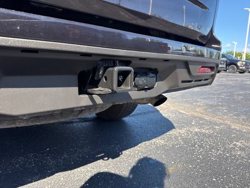Used 2025 Ford Expedition Active AWD/4WD image 12