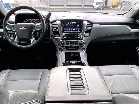 Used 2016 Chevrolet Tahoe LT w/ Luxury Package image 18