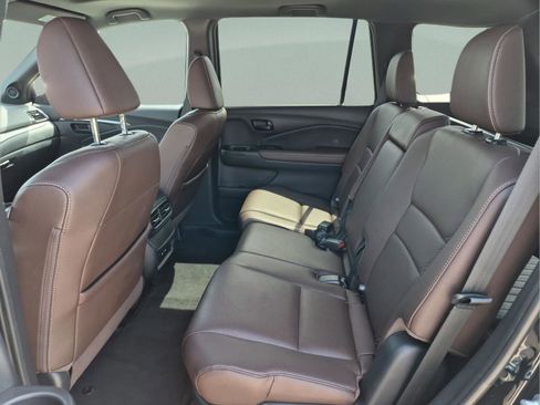 Certified 2024 Honda Passport EX-L image 17