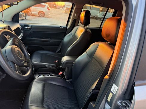 Used 2015 Jeep Compass Sport w/ Power Value Group image 4