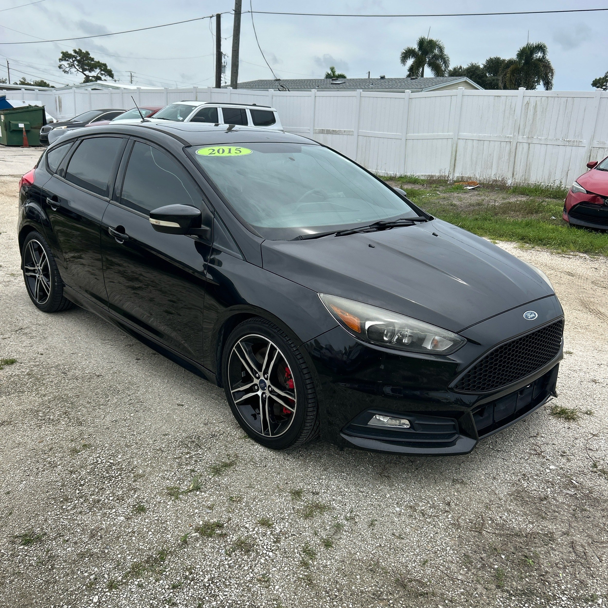 Used 2015 Ford Focus ST w/ Equipment Group 402A FWD image 12