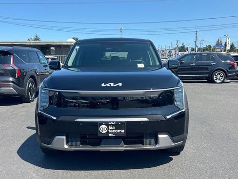 Used 2026 Kia EV9 Light RWD image 4