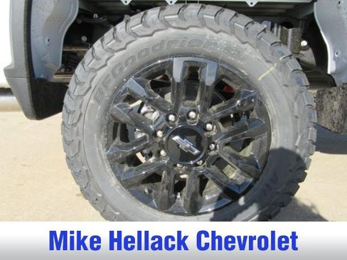 New 2026 Chevrolet Silverado 2500 LT w/ Trail Boss Package AWD/4WD image 9
