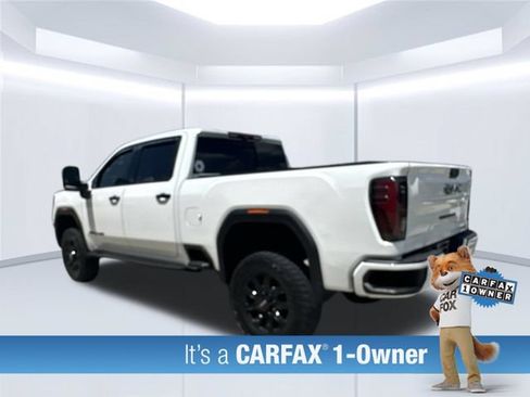 Used 2025 GMC Sierra 2500 AT4 w/ Technology Package AWD/4WD image 4