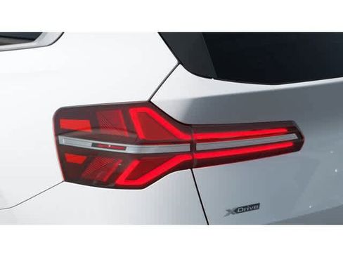 New 2026 BMW X3 xDrive30i w/ Premium Package AWD/4WD image 8