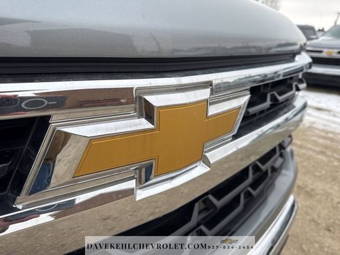 Used 2025 Chevrolet Silverado 1500 LT AWD/4WD image 51