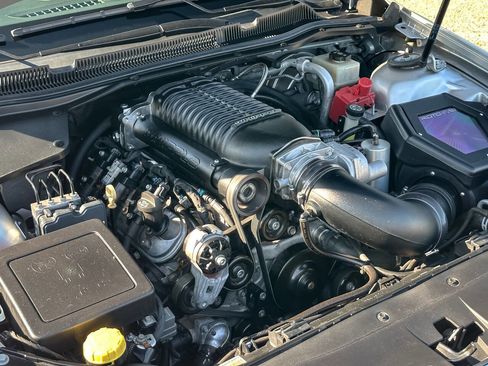 Used 2014 Chevrolet SS image 3