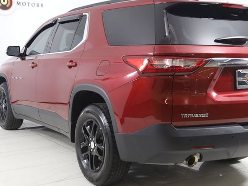 Used 2020 Chevrolet Traverse LT image 23
