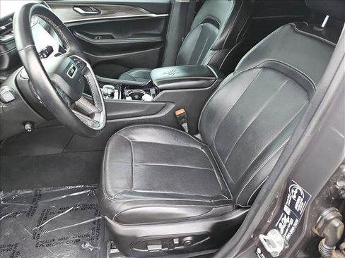 Used 2022 Jeep Grand Cherokee L Limited w/ Luxury Tech Group II AWD/4WD image 17